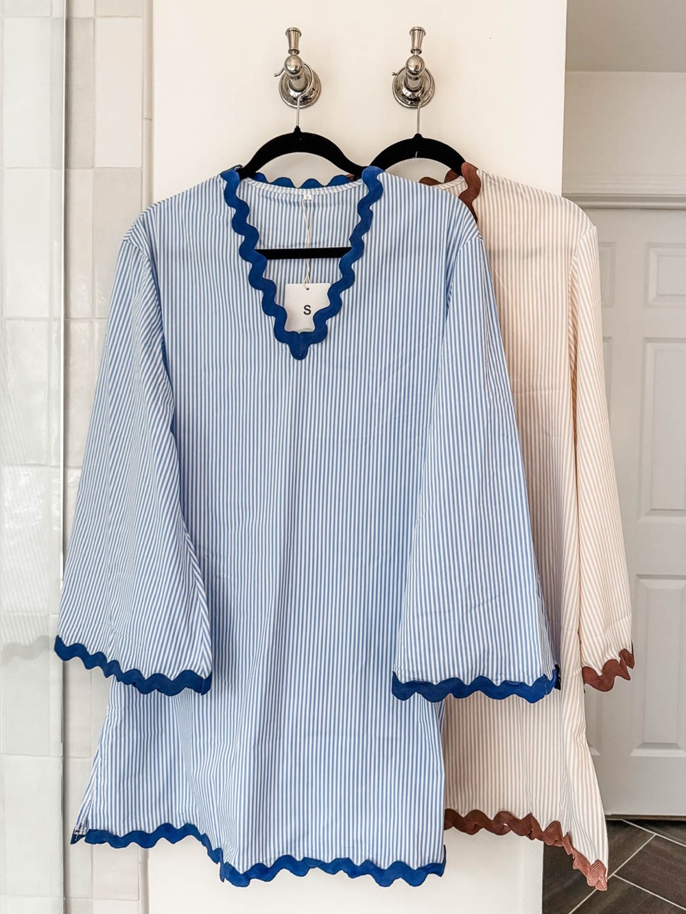 Light Blue Striped V-Neck Tunic/Dress with Navy Scalloped Trim. NWT